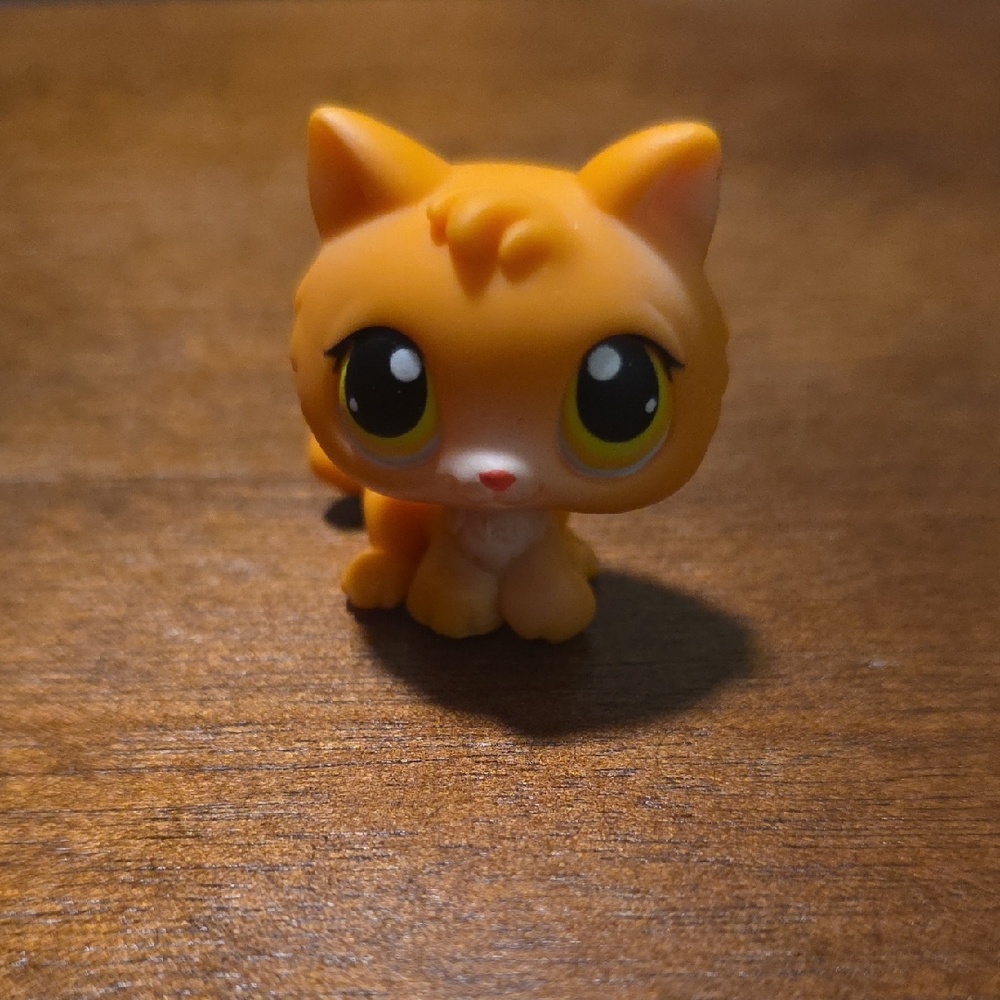 Littlest Pet Shop Orange Kitten